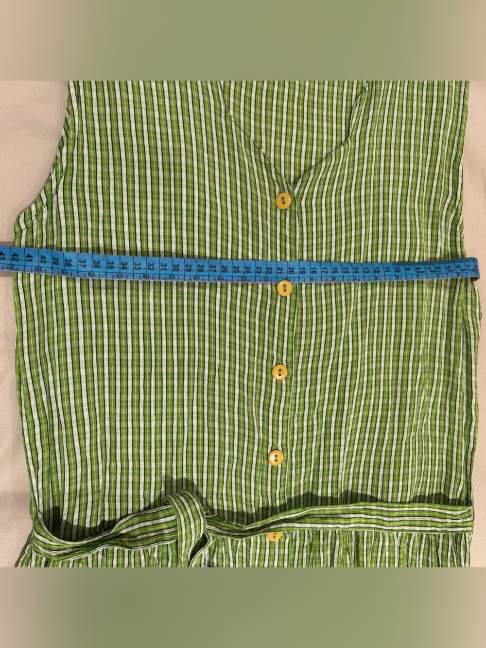 Sleeveless Green Button-Front Maxi Dress with Tie Waist - Picture 5 of 7